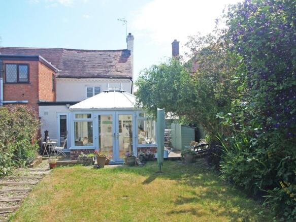 20 Worcester Road - Rear.jpg