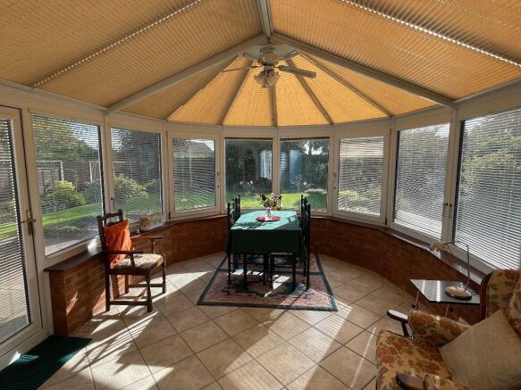 Excellent living/dining area
