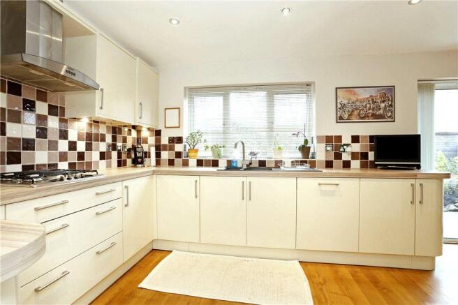 Kitchen/Breakfast Rm