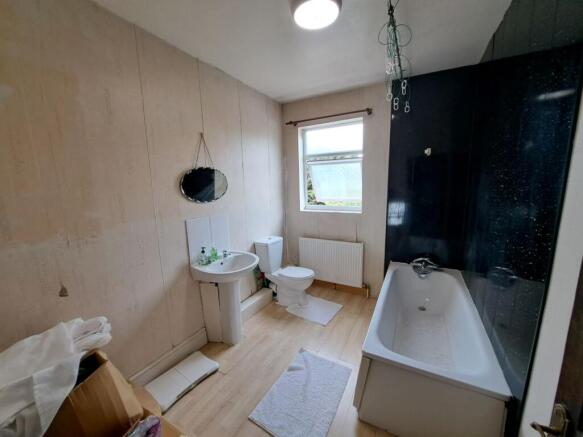2 bed Terraced for sale Image 8