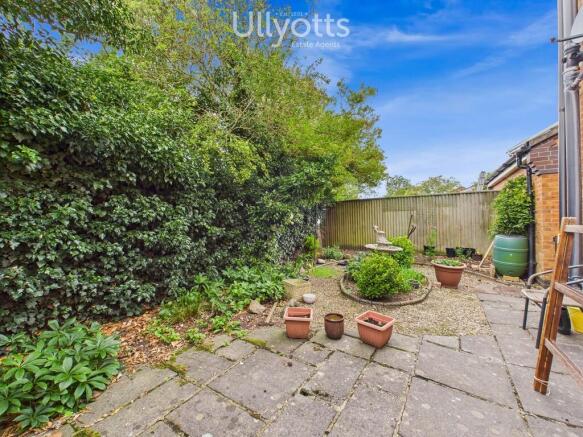 3 bed Semi-Detached for sale Image 11