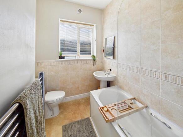 2 bed Terraced for sale Image 8