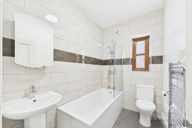 4 bed Terraced for sale Image 6
