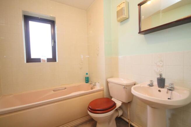 Bathroom.JPG