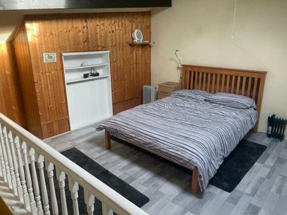 loft room 2.jpeg