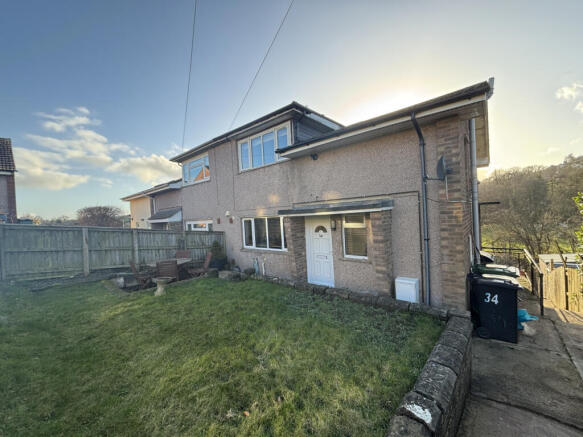 Modernised & Spacious Three Bedroom Home!