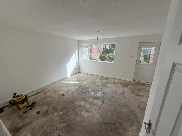 Cedar Close, Overdale, TF3 photo 4