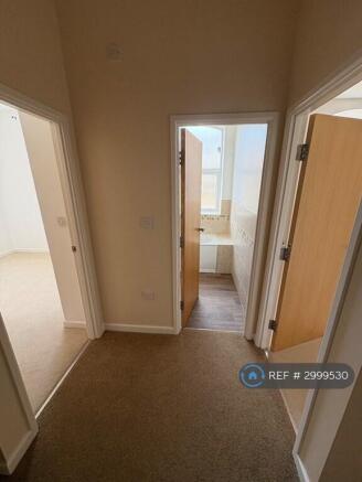 2 bed Flat to rent Image 4