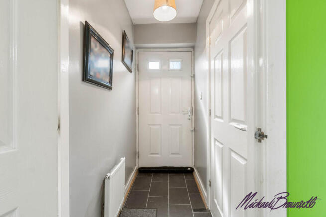 3 bed Semi-Detached for sale Image 11