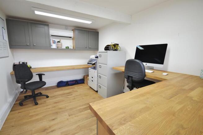 Workshop/Office