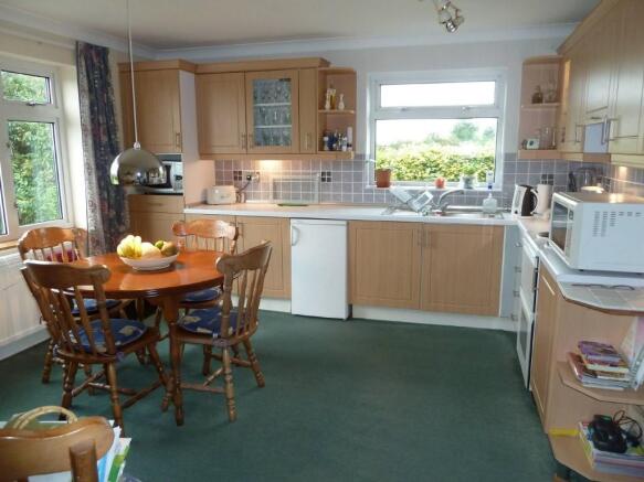 Kitchen/breakfast rm