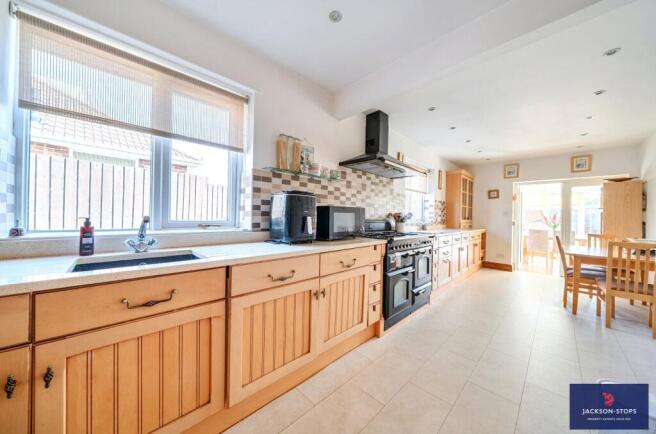 Spinney Way, Northampton, Northamptonshire, NN3 photo 4