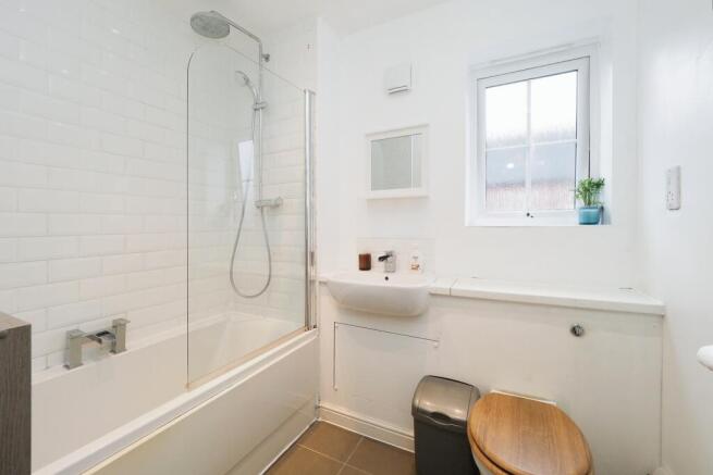 Modern Bathroom