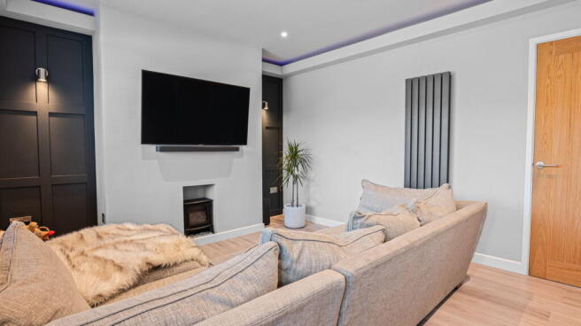 2 bed Terraced for sale Image 5