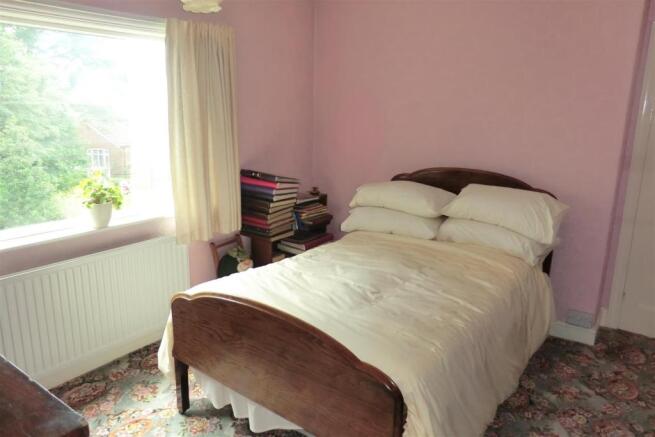 BED2.JPG
