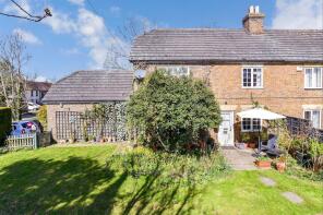 3, Grove Cottages, West Street, Hunton ME15 0RU
