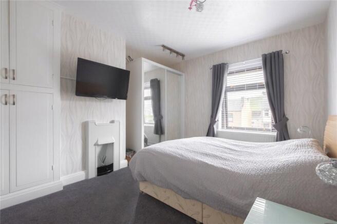 3 bed Terraced for sale Image 9