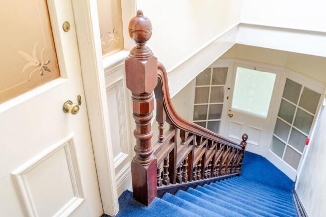 2 bed Penthouse for sale Image 8