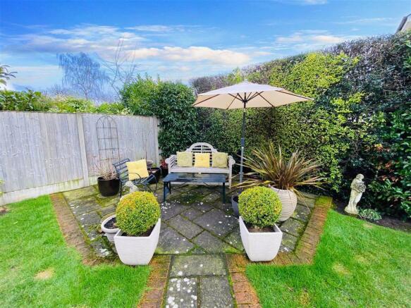 PATIO SEATING AREA