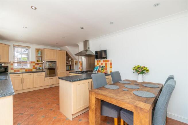 Dining Kitchen