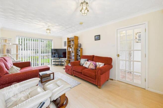 Yaxley Way, Bowthorpe, Norwich photo 2