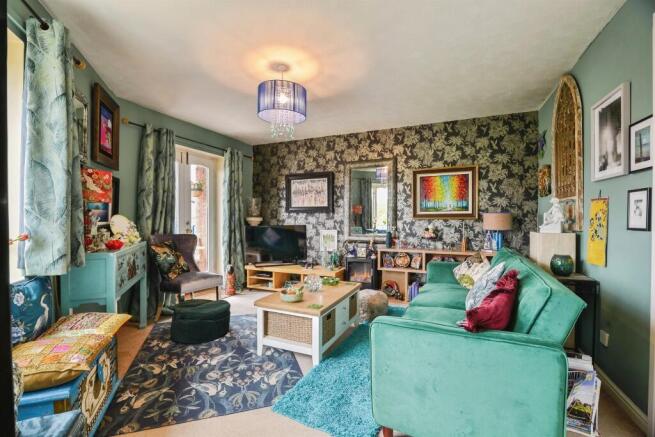 3 bed Maisonette for sale Image 4