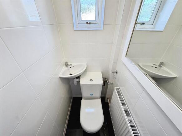 3 bed End of Terrace to rent Image 7