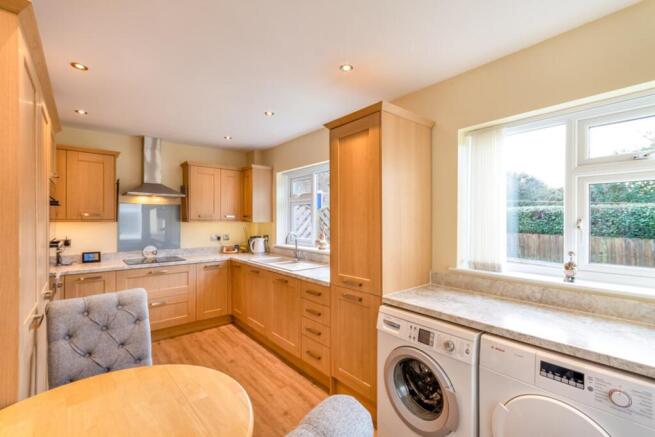 Kitchen Diner: