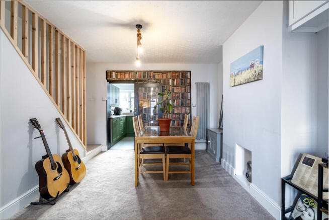 2 bed Terraced for sale Image 5