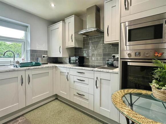 Kitchen.JPG
