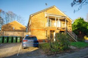 9, Nursery Gardens, Southampton SO19 5SY