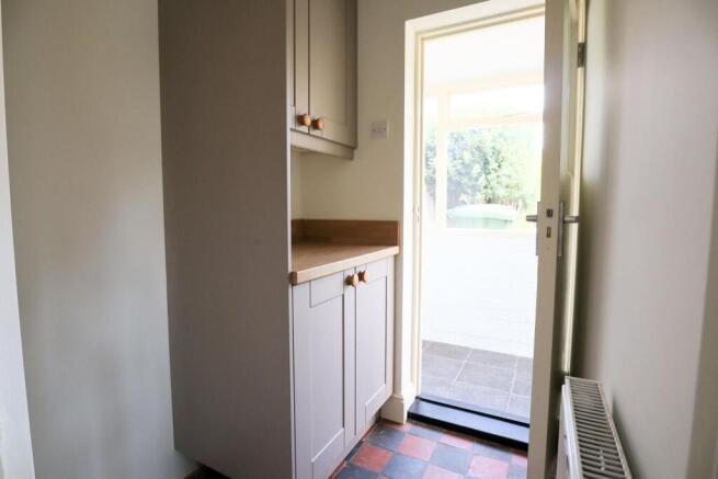 Kitchen (4).jpg
