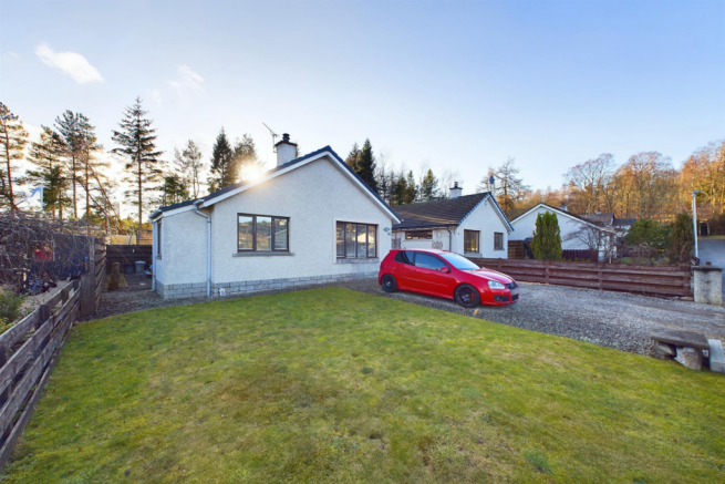 Driveway & Front Garden