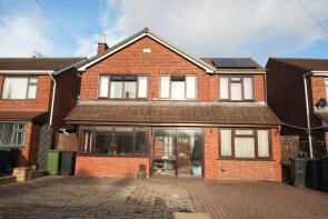 104, St Nicolas Park Drive, Nuneaton CV11 6DY