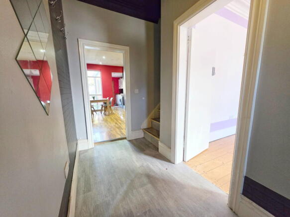 3 bed Terraced for sale Image 12