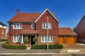 18, Readwin Crescent, Wokingham RG40 5BD