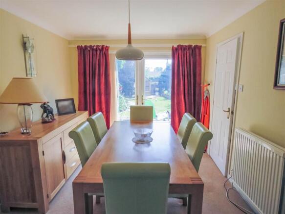 Dining Room 2.JPG