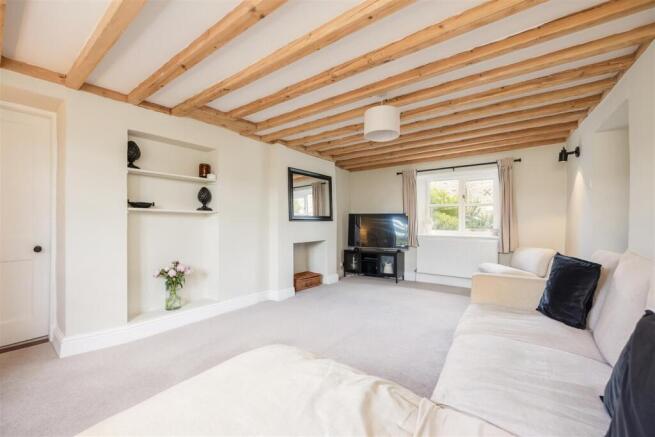 4 bed Cottage for sale Image 9