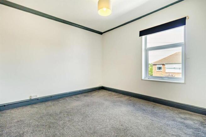 3 bed Terraced for sale Image 10