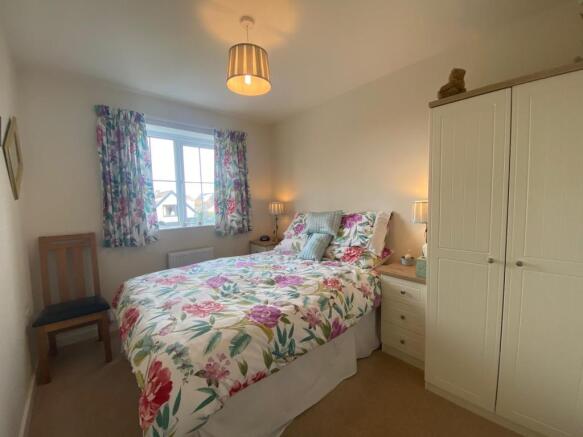 BEDROOM 2