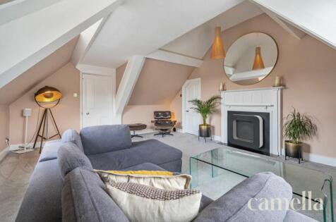 Northend, Batheaston, BA1