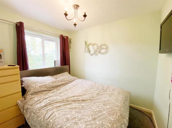 Bedroom 2.jpg