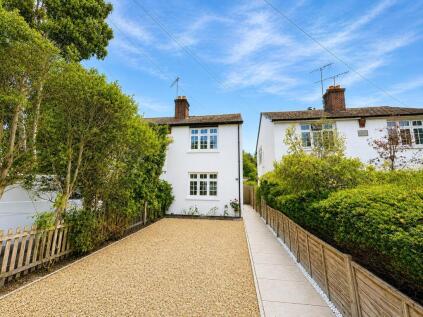 Chertsey Road, Windlesham, Surrey