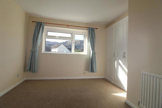 Bedroom 1.JPG