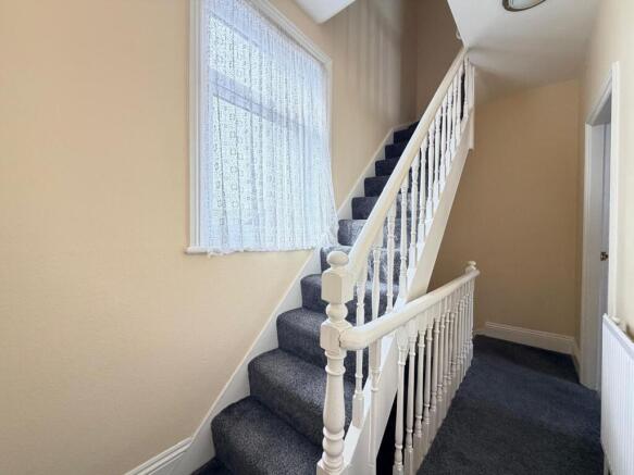 2 bed Terraced for sale Image 7