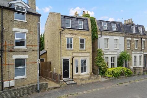 Alpha Road, Cambridge