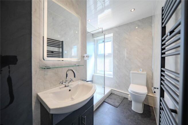 3 bed Terraced for sale Image 7