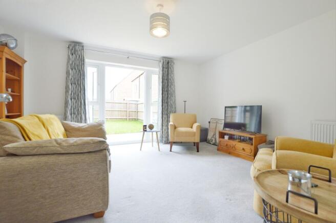Folkestone Close, Bourne, PE10 photo 4