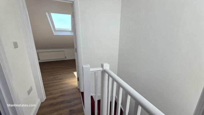 TOP FLOOR LANDING