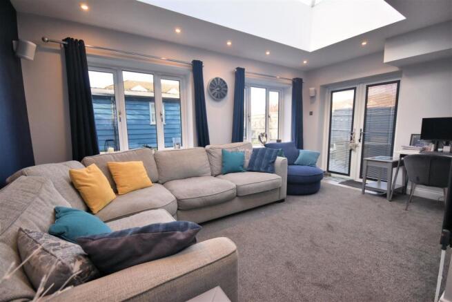 Family Room.jpg